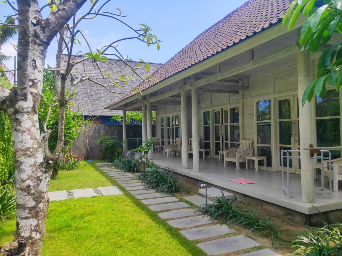 Vista Huts Lembongan Hotel Nusa Lembongan  Exterior photo