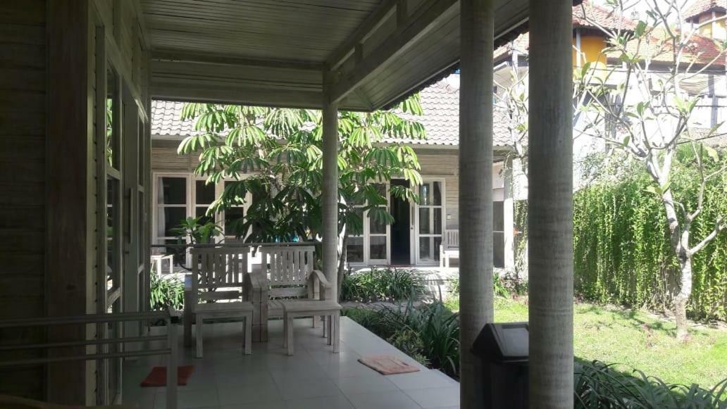Vista Huts Lembongan Hotel Nusa Lembongan  Exterior photo
